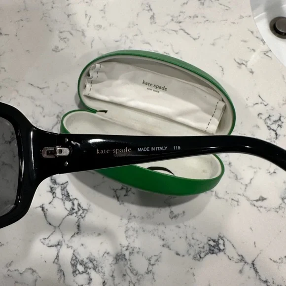 Vintage Kate Spade sunglasses - Picture 7 of 8